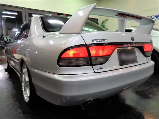 Mitsubishi Galant