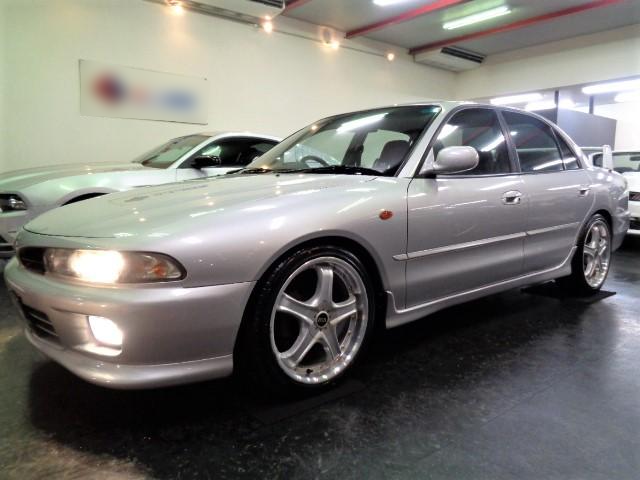 Mitsubishi Galant