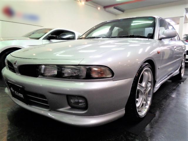 Mitsubishi Galant