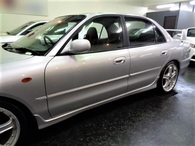 Mitsubishi Galant