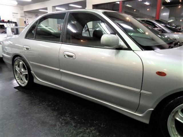 Mitsubishi Galant