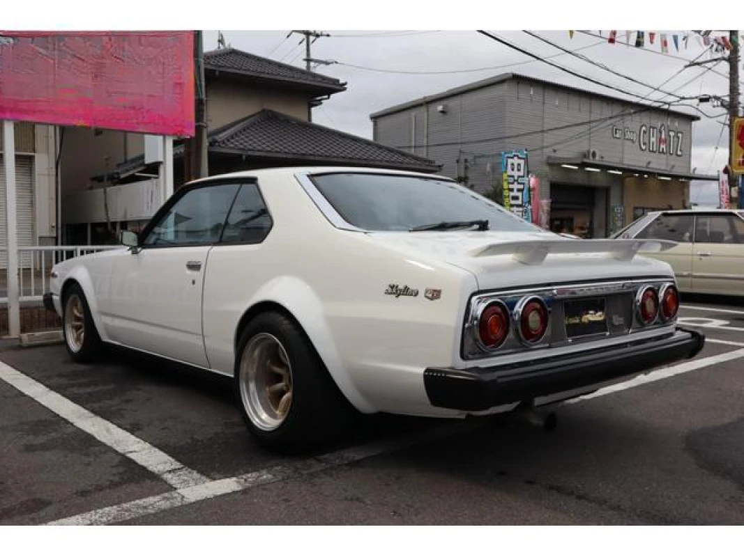 Nissan Nissan Skyline HGC210 - View 2