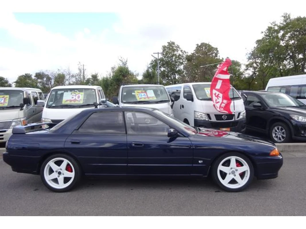 Nissan Skyline 1991 - Thumbnail 13