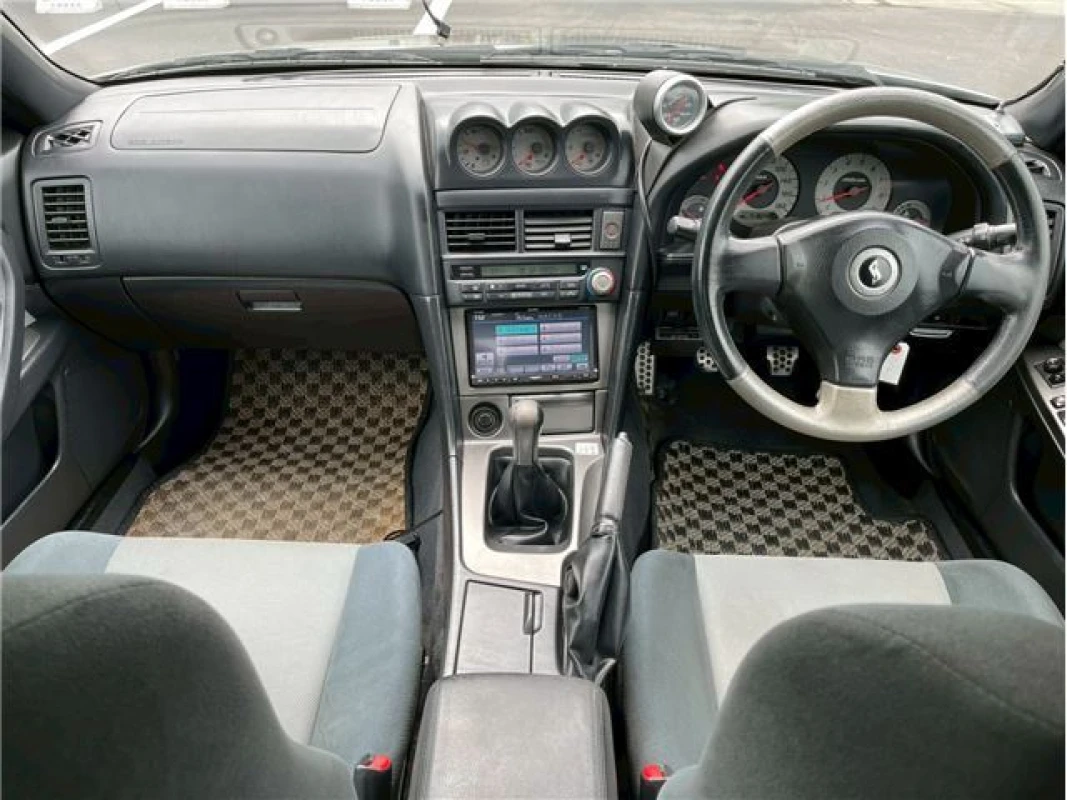 Nissan Skyline 1999 - Thumbnail 9