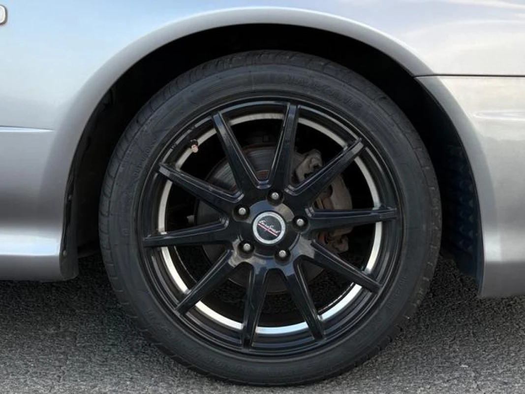 Nissan Skyline 2000 - Thumbnail 33