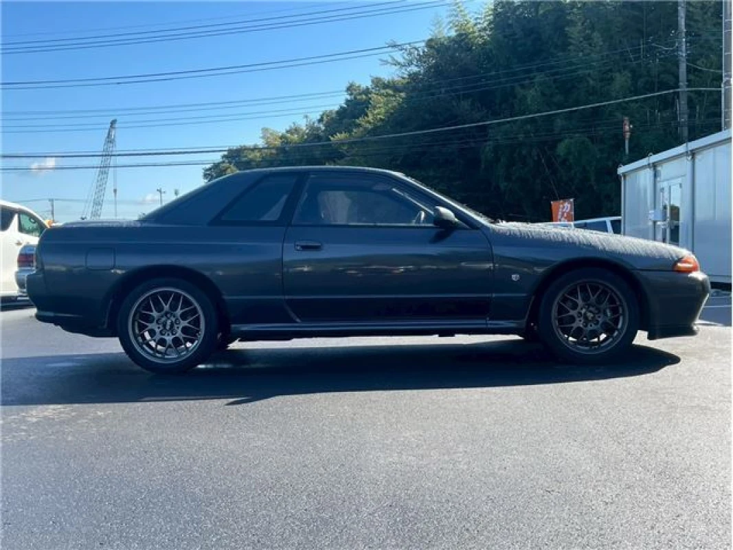 Nissan Skyline 1990 - Thumbnail 8