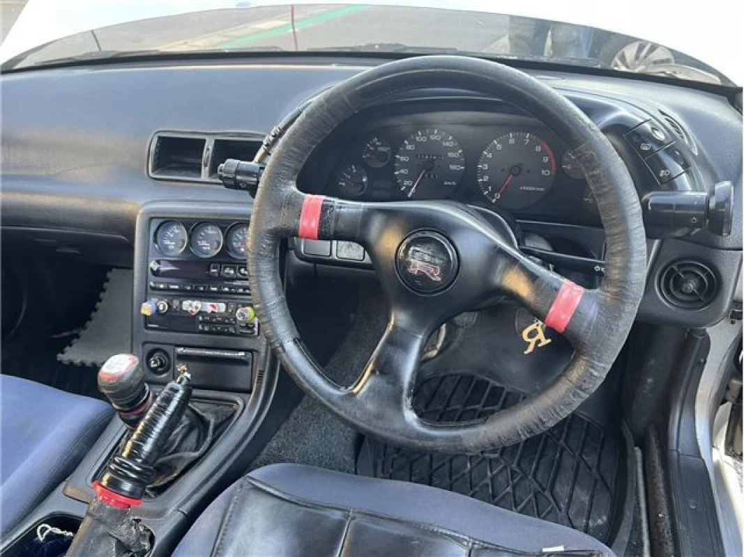 Nissan Skyline 1993 - Gallery View