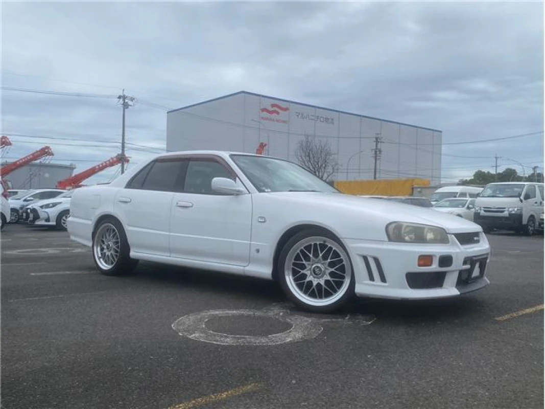 Nissan Nissan Skyline ER34 - View 2