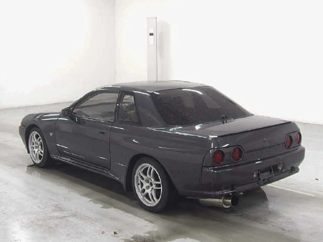 Nissan Nissan Skyline BNR32 - View 4
