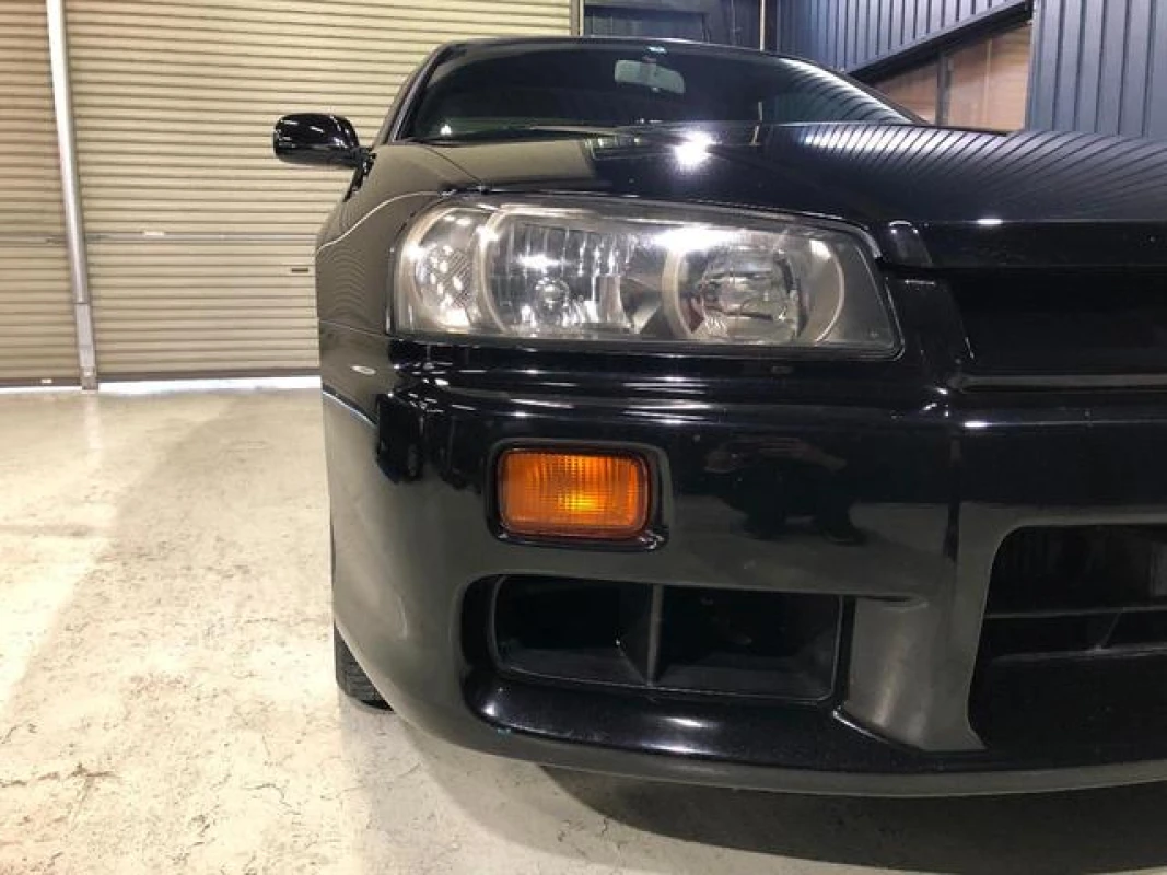 Nissan Skyline 1999 - Thumbnail 18