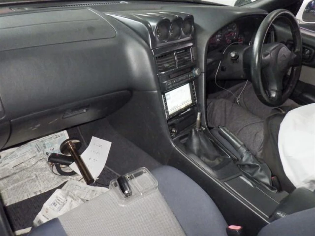 Nissan Nissan Skyline ER34 - View 5