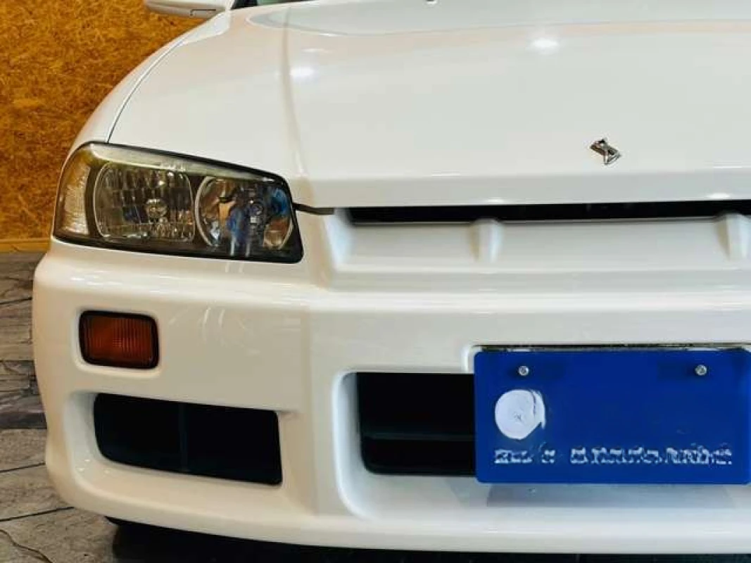 Nissan Skyline 1999 - Thumbnail 9
