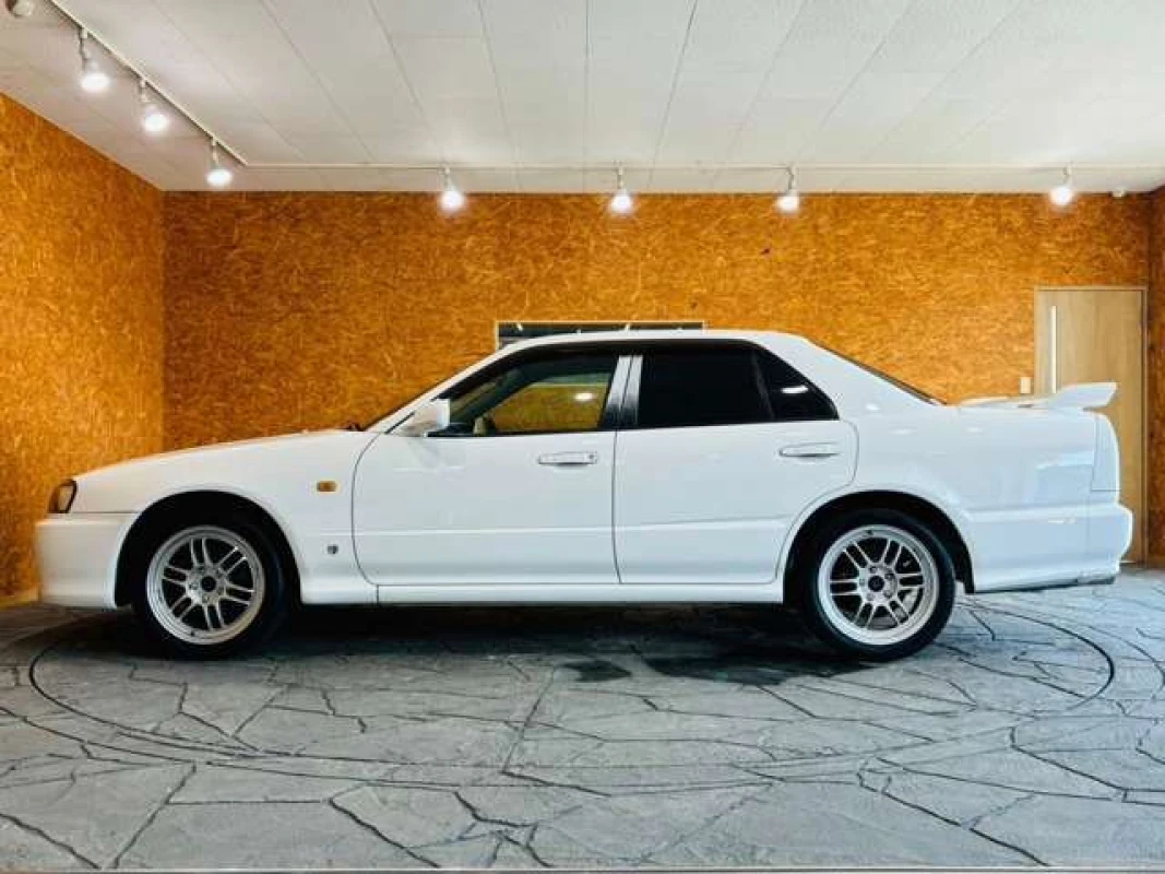 Nissan Skyline 1999 - Thumbnail 11