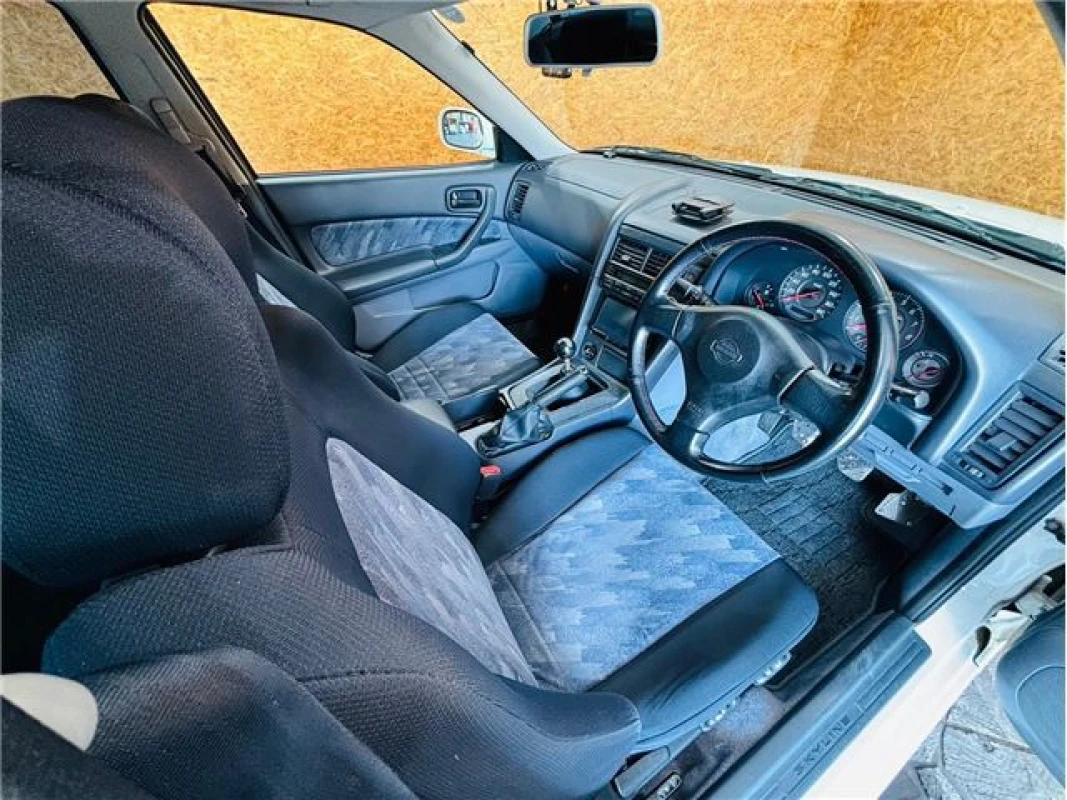 Nissan Skyline 1999 - Thumbnail 18