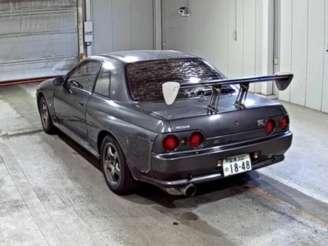Nissan Nissan Skyline BNR32 - View 2