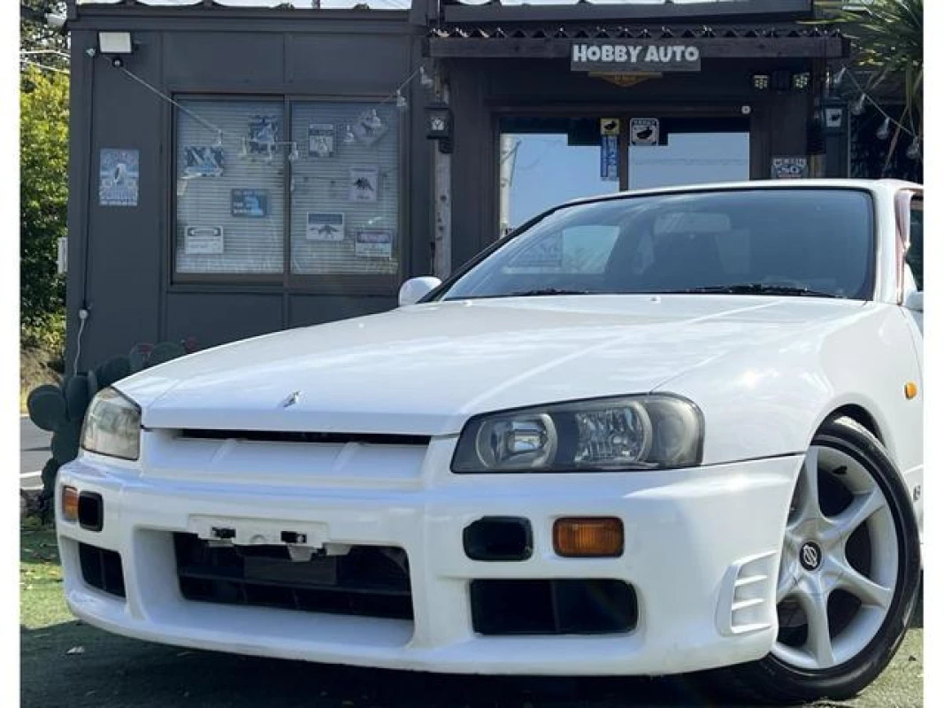 Nissan Nissan Skyline - View 4