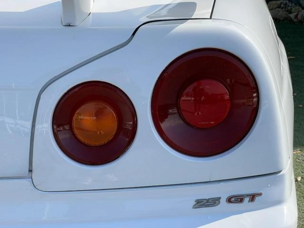 Nissan Skyline 1998 - Thumbnail 17