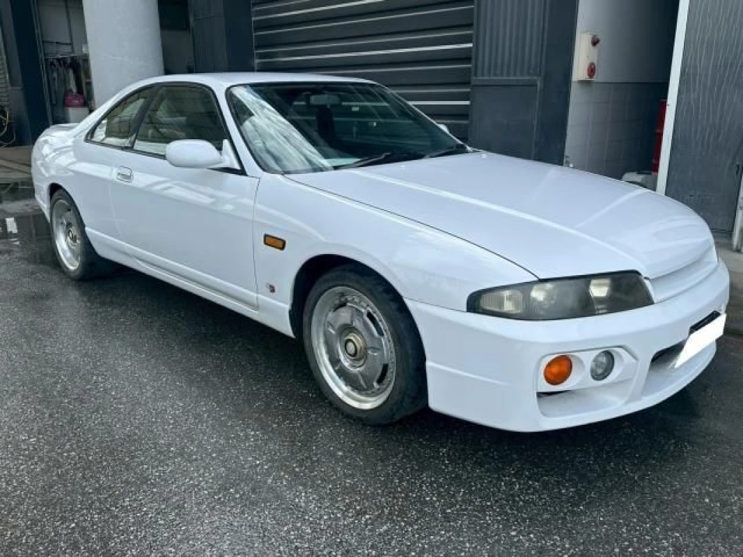 Nissan Nissan Skyline ECR33 - View 1