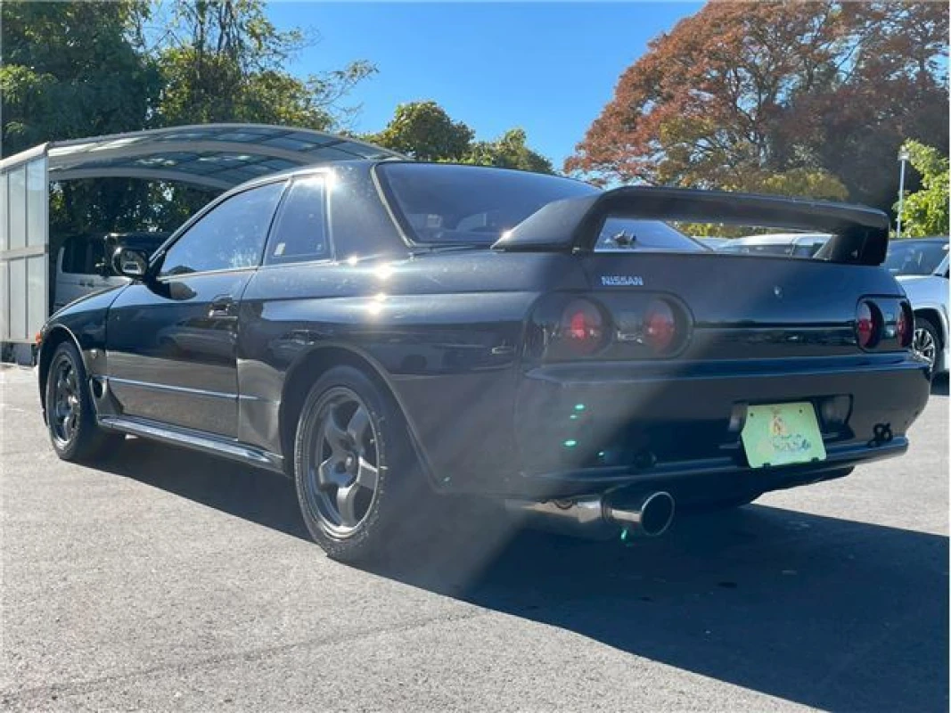 Nissan Nissan Skyline BNR32 - View 4