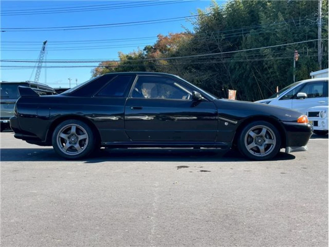 Nissan Skyline 1990 - Thumbnail 7