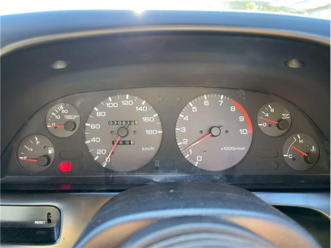 Nissan Skyline 1990 - Thumbnail 19