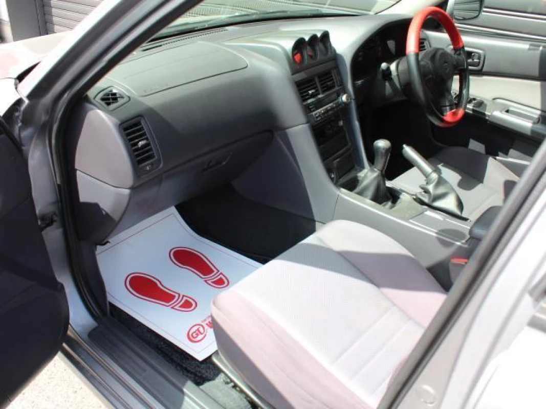 Nissan Skyline 1999 - Thumbnail 10