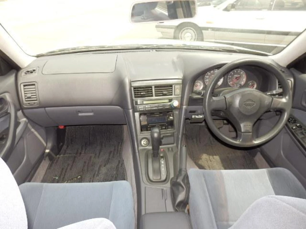 Nissan Skyline 1999 - Gallery View