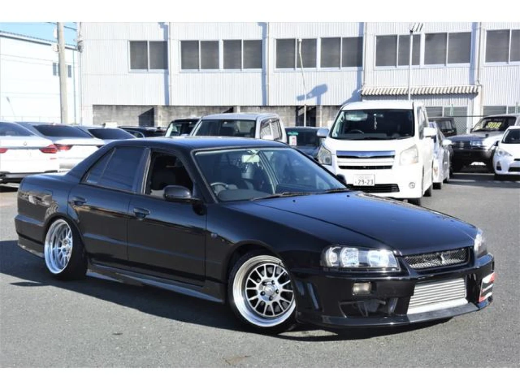 Nissan Skyline 1999 - Thumbnail 6