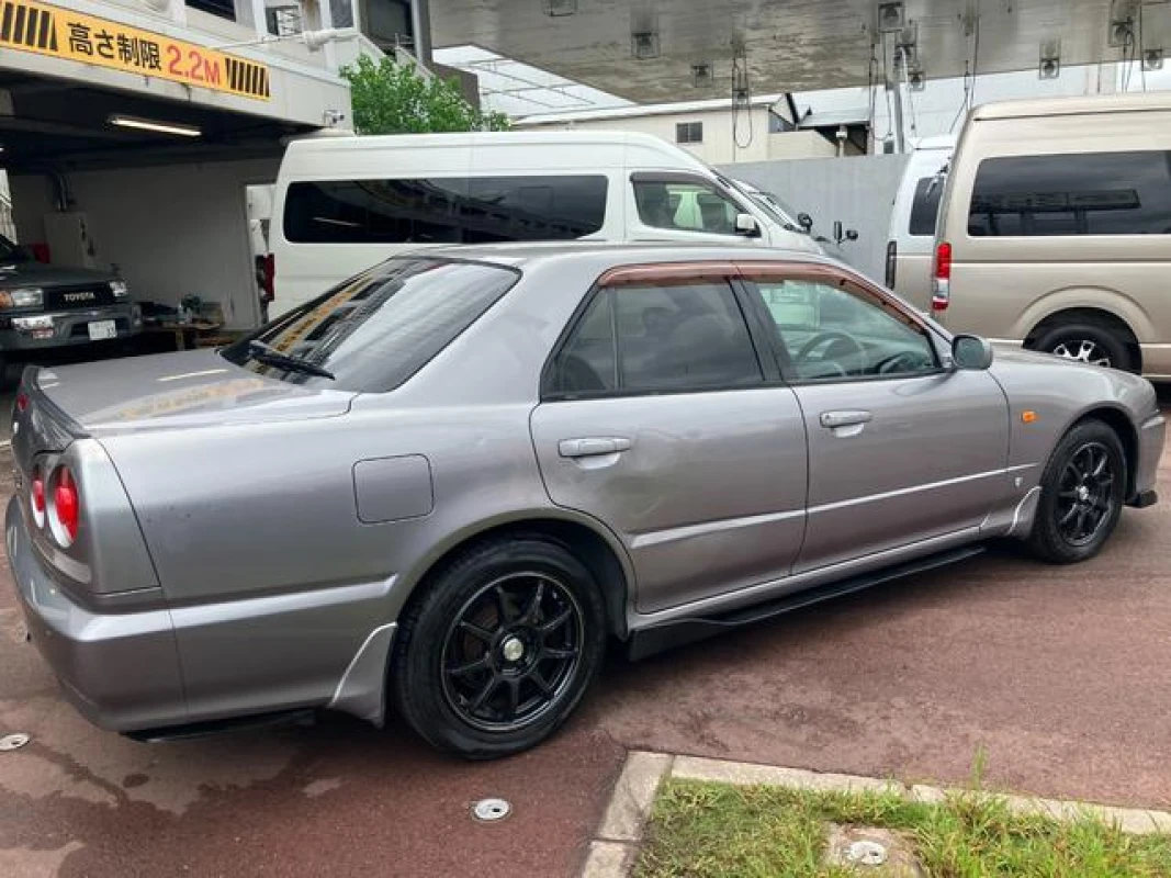 Nissan Skyline 1999 - Thumbnail 11