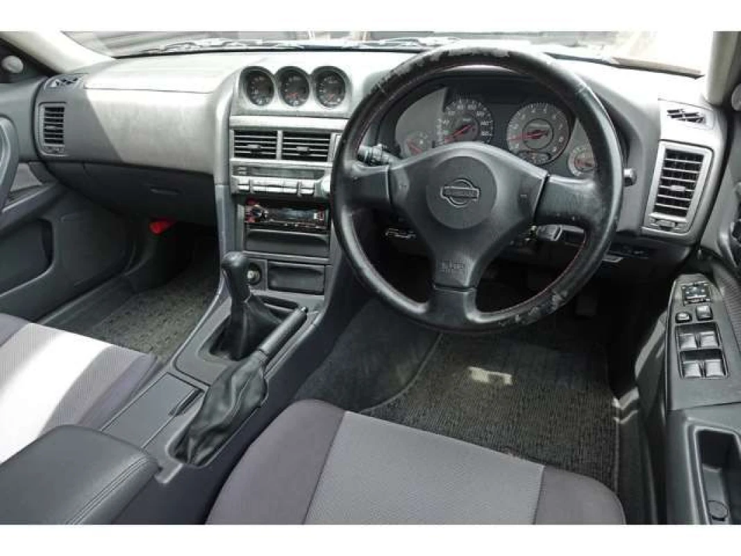 Nissan Skyline 1998 - Thumbnail 18