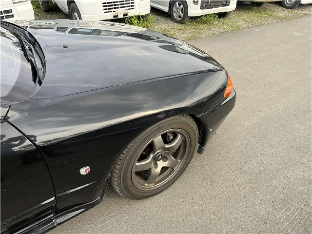 Nissan Skyline 1992 - Gallery View