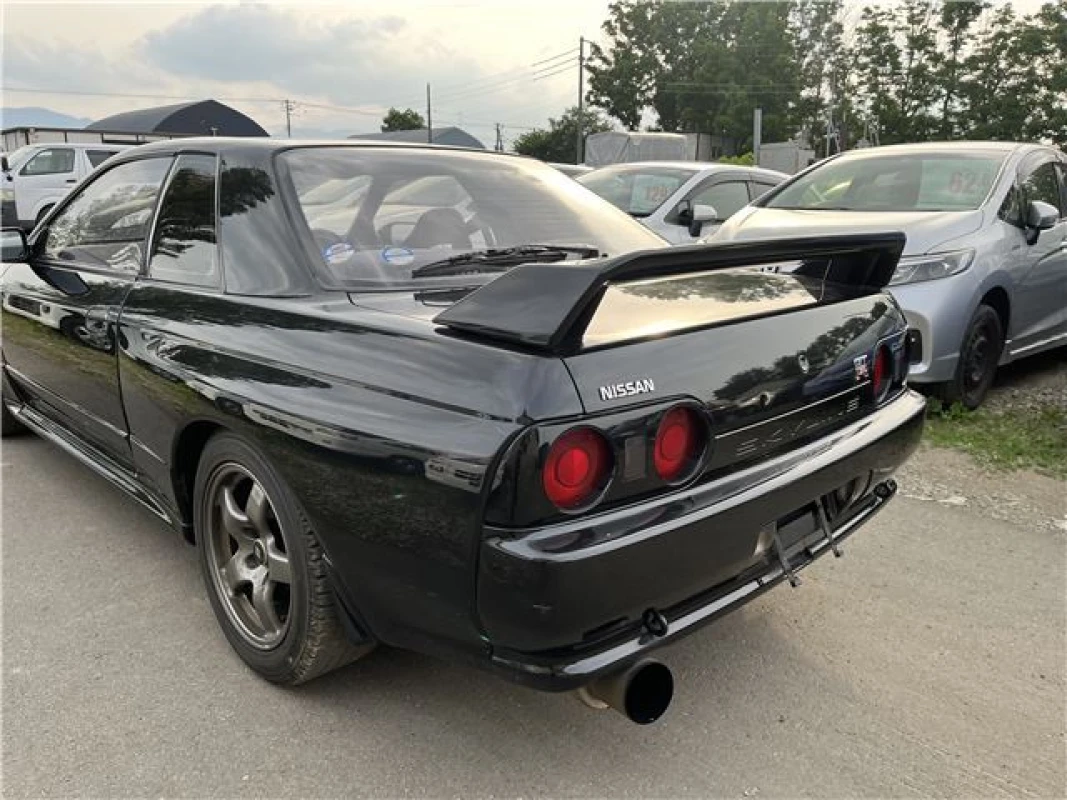 Nissan Skyline 1992 - Gallery View