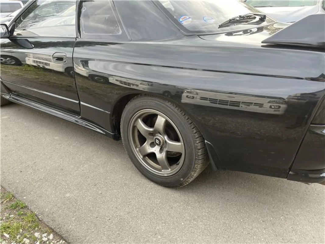 Nissan Skyline 1992 - Gallery View