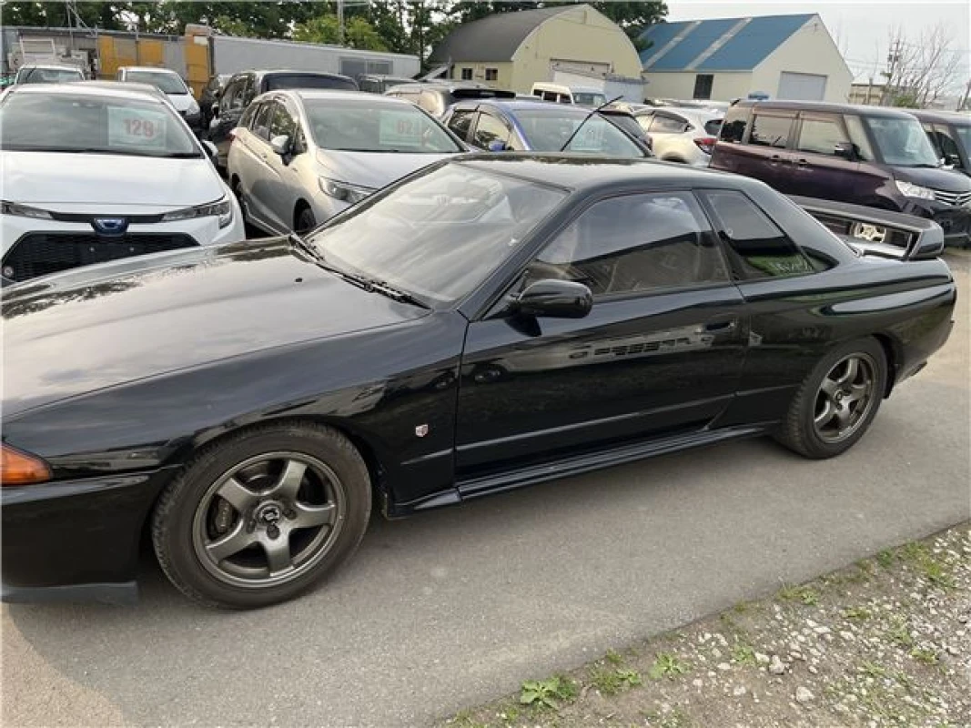 Nissan Skyline 1992 - Gallery View