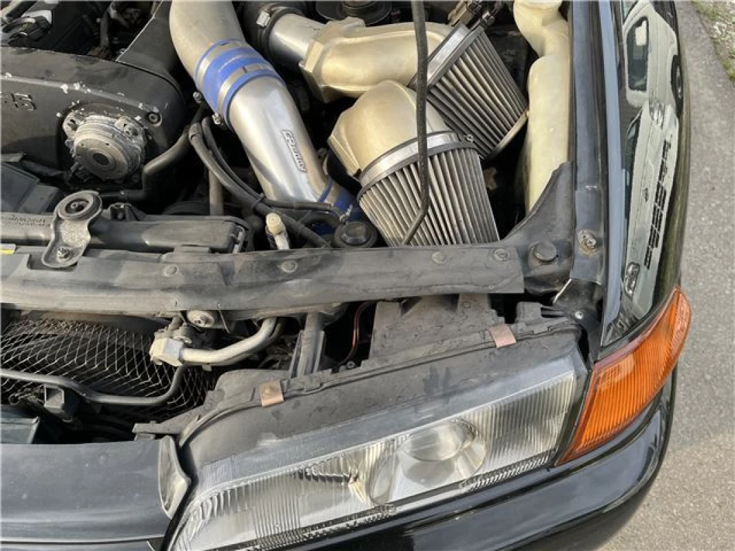 Nissan Skyline 1992 - Gallery View