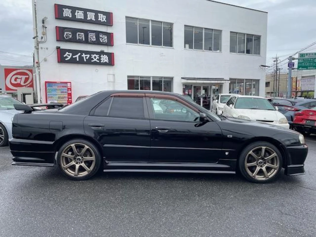 Nissan Nissan Skyline ER34 - View 4