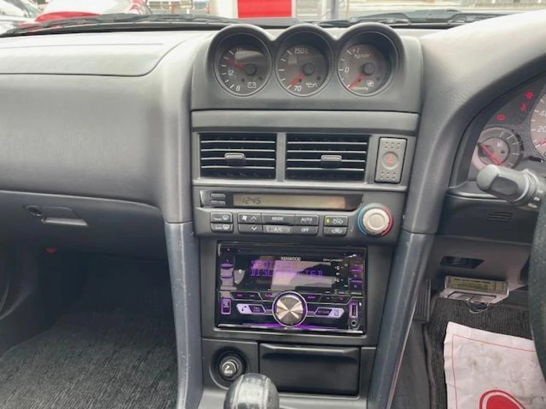 Nissan Skyline 1999 - Gallery View