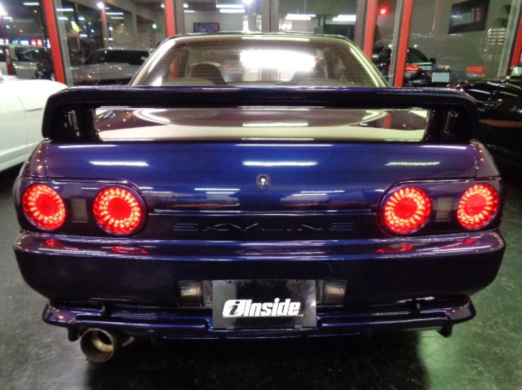 Nissan Skyline 1992 - Thumbnail 10