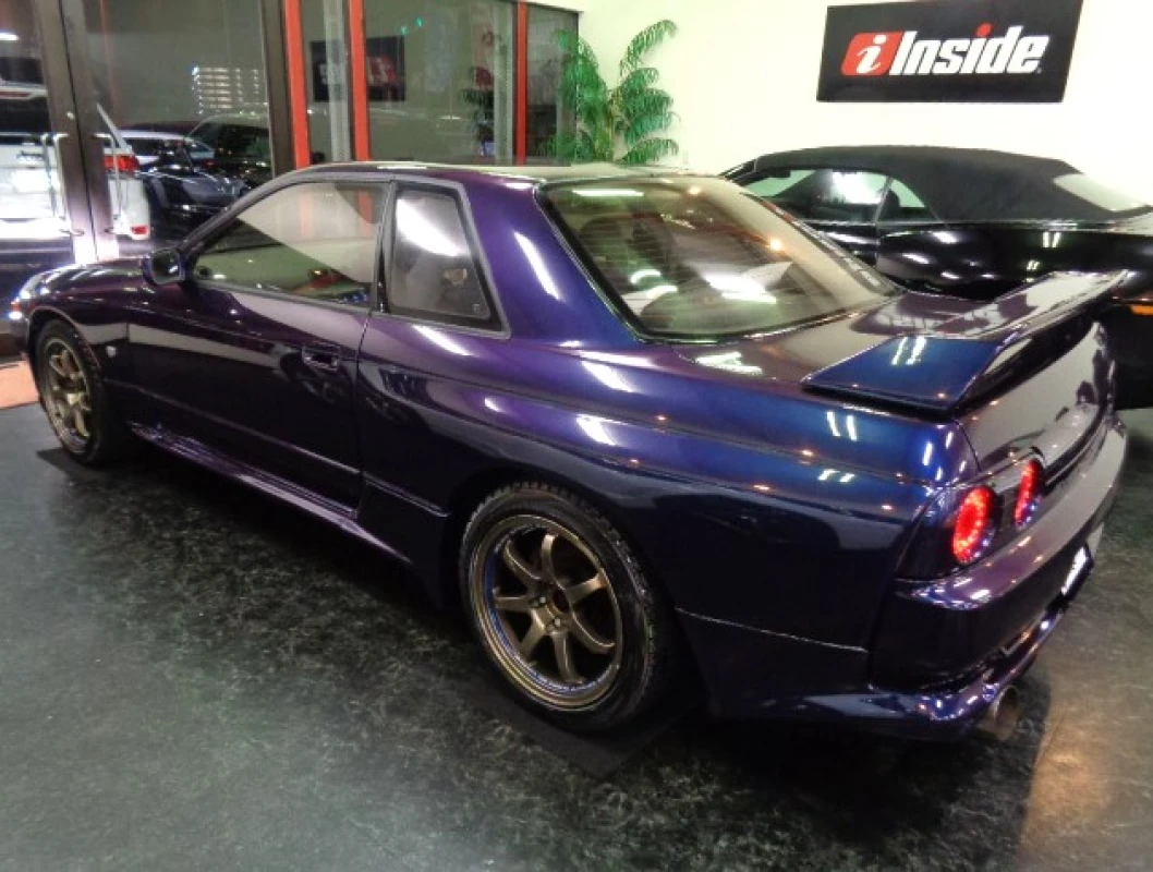 Nissan Skyline 1992 - Thumbnail 17