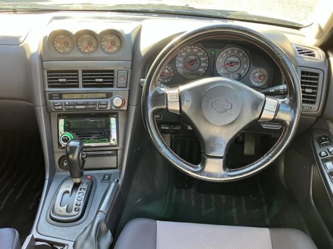 Nissan Skyline 1999 - Thumbnail 9