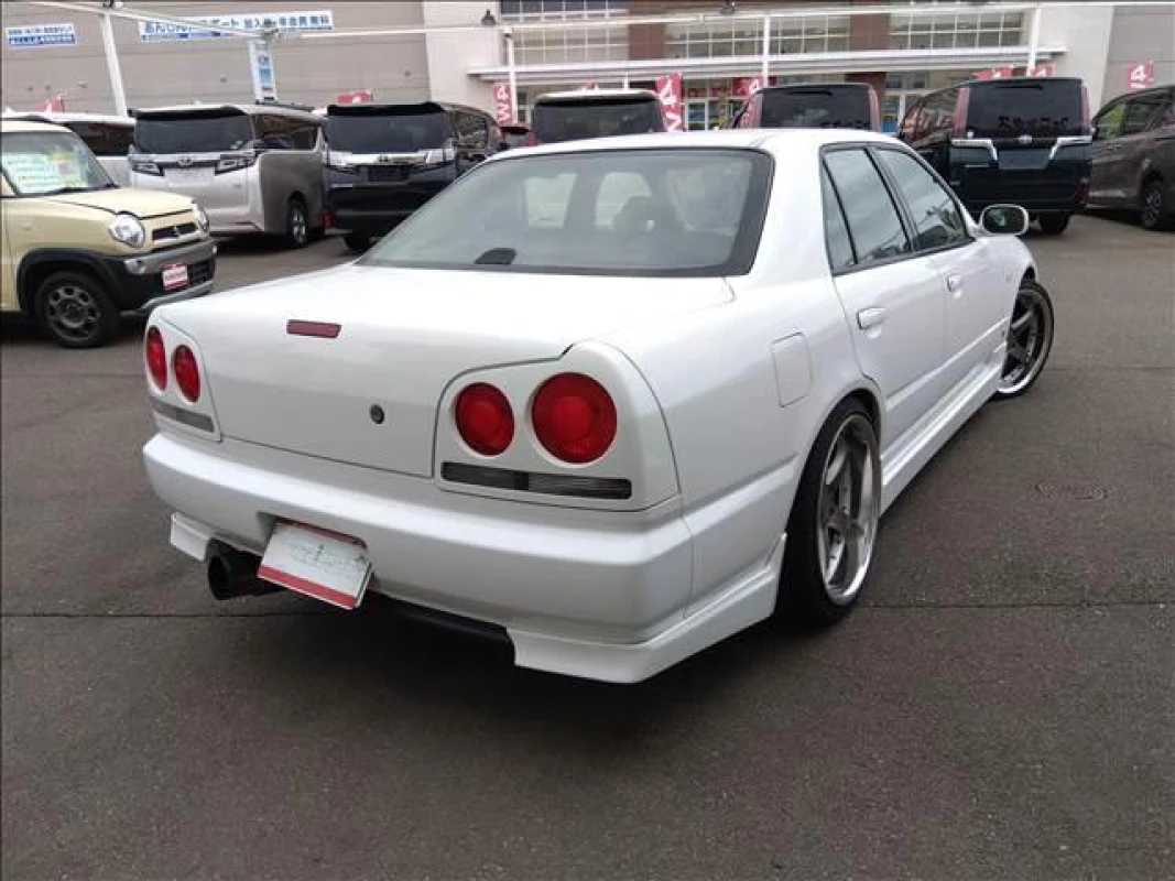 Nissan Nissan Skyline ENR34 - View 3