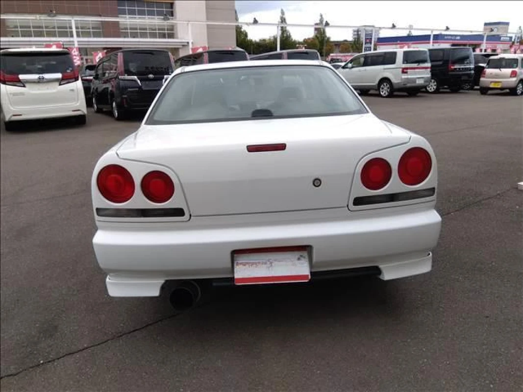 Nissan Skyline 1998 - Thumbnail 10