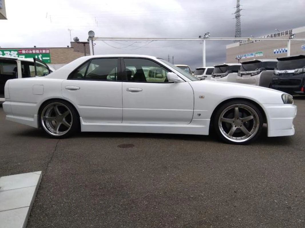 Nissan Skyline 1998 - Thumbnail 15