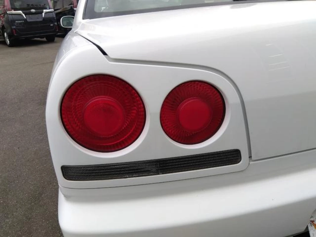 Nissan Skyline 1998 - Thumbnail 22