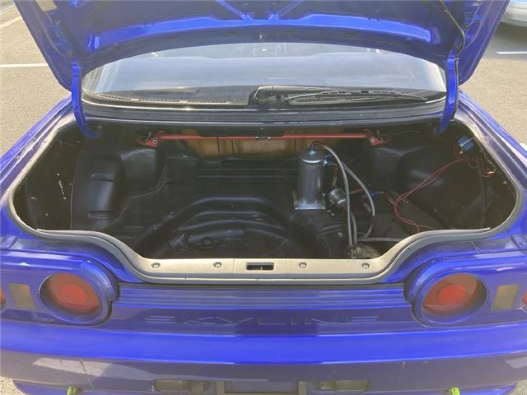 Nissan Skyline 1989 - Thumbnail 9