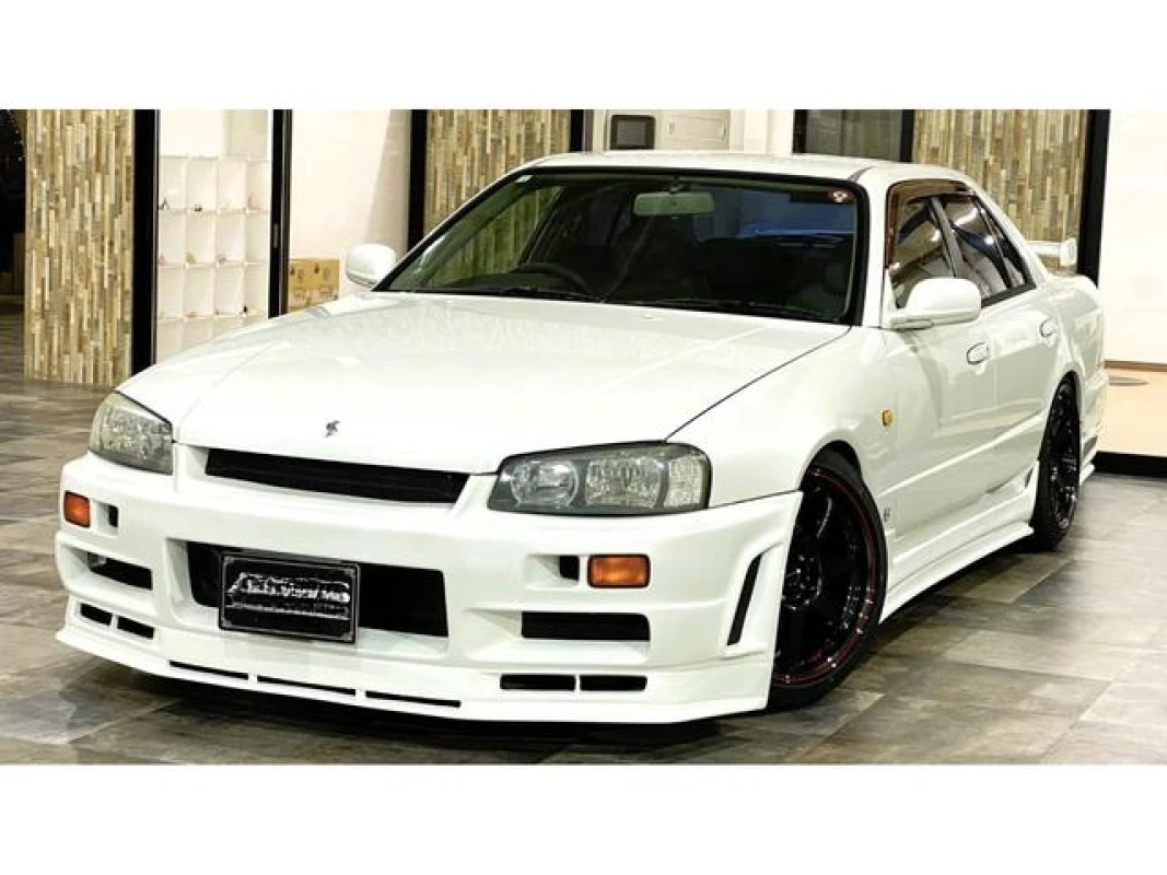 Nissan Skyline 2000 - Thumbnail 8