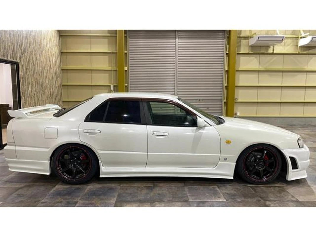 Nissan Skyline 2000 - Thumbnail 22