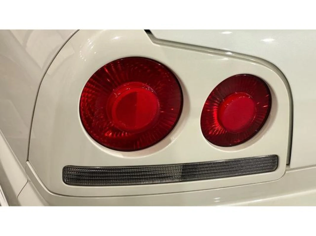 Nissan Skyline 2000 - Thumbnail 25
