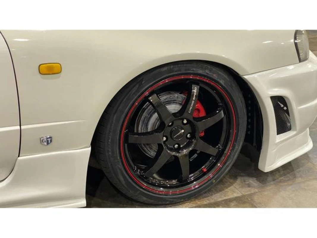 Nissan Skyline 2000 - Thumbnail 53