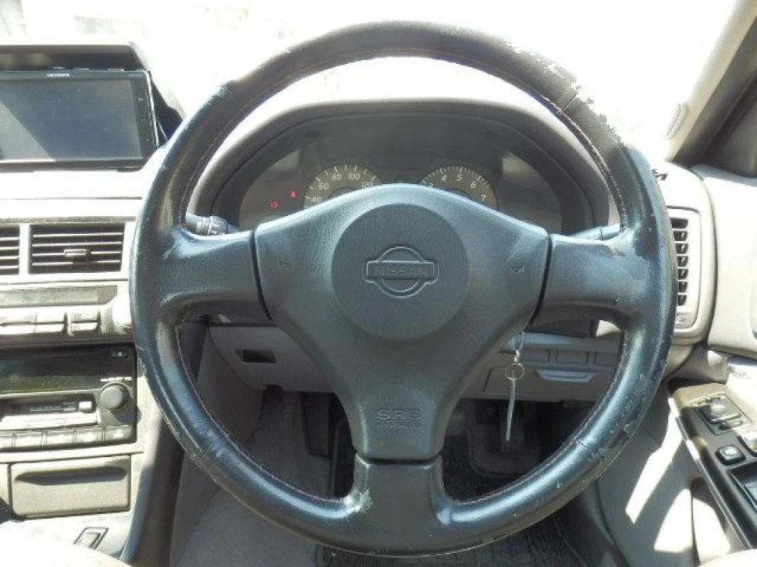 Nissan Skyline 2000 - Thumbnail 13